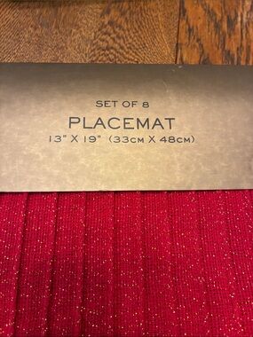 Nicole Miller Set of 8 Placemats - Red and Gold